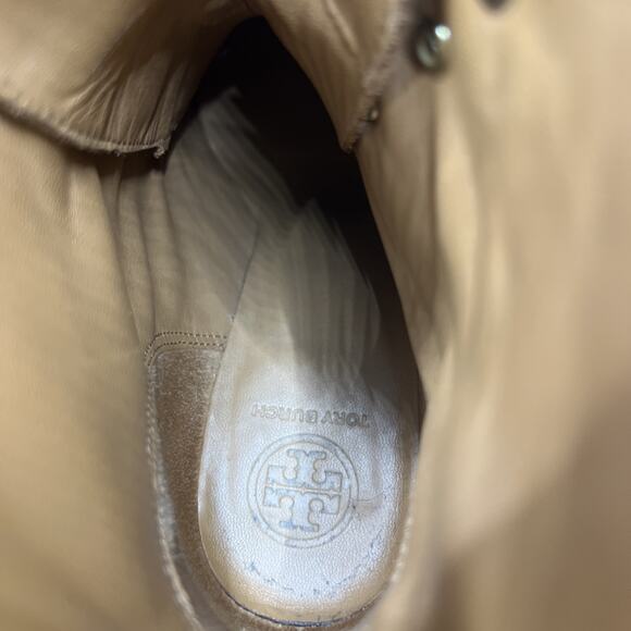 TORY BURCH MILLER LUG SOLE BOOTIE 95MM in TOASTED CARAMEL - Size 6 - Picture 6 of 11